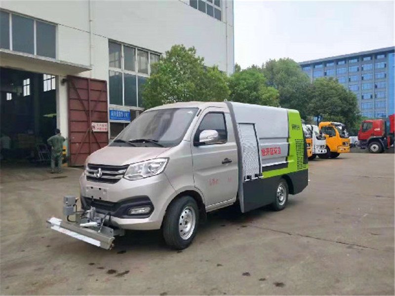 長(zhǎng)安高壓清洗車(chē)好車(chē)買(mǎi)到賺到