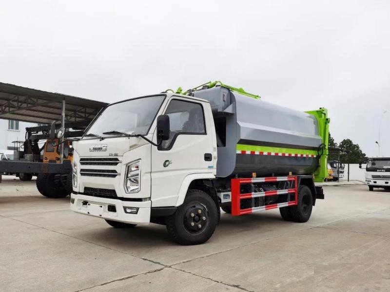 藍(lán)牌江鈴順達(dá)掛桶垃圾車