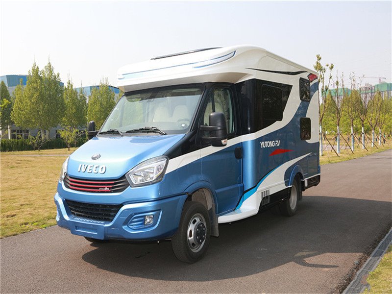 爆款依維柯小額頭房車(chē)強(qiáng)勢(shì)來(lái)襲