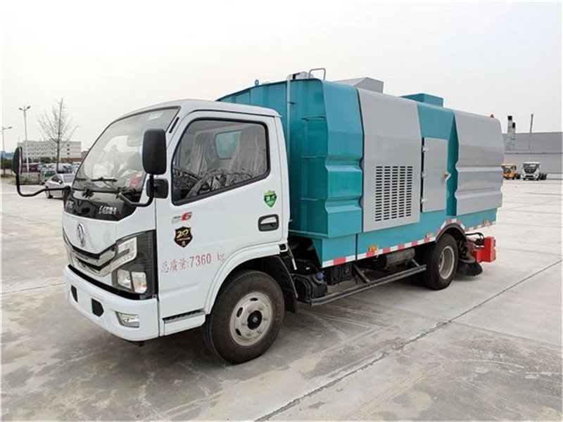 5立方后置滾掃吸塵車多少錢