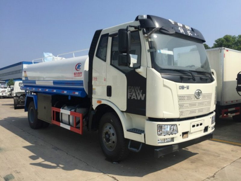 灑水車12方賣多少錢
