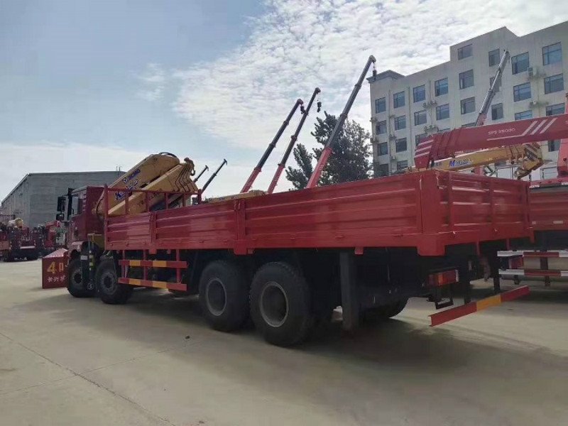 陜汽德龍前四后八國六三一隨車吊