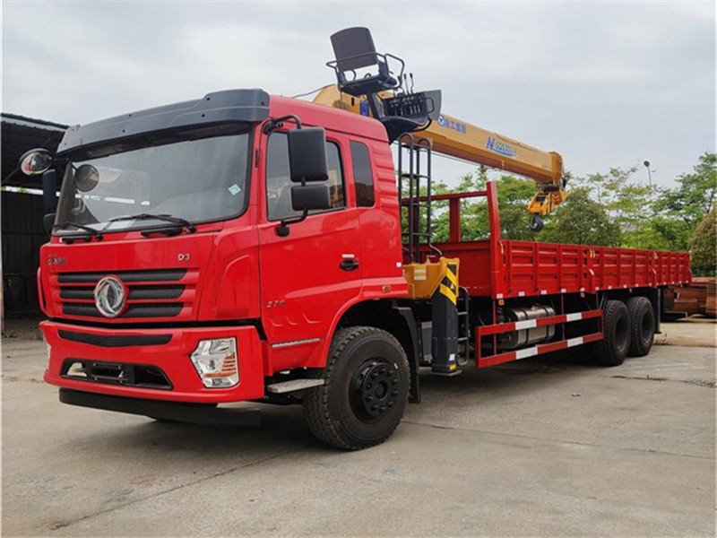 東風(fēng)暢行D3徐工隨車吊