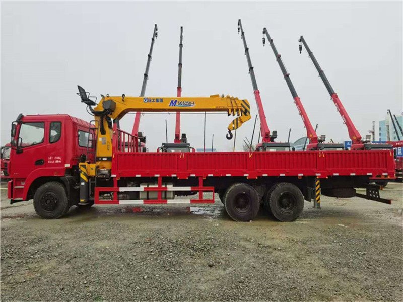 國六東風(fēng)錦程V6后八輪徐工隨車吊