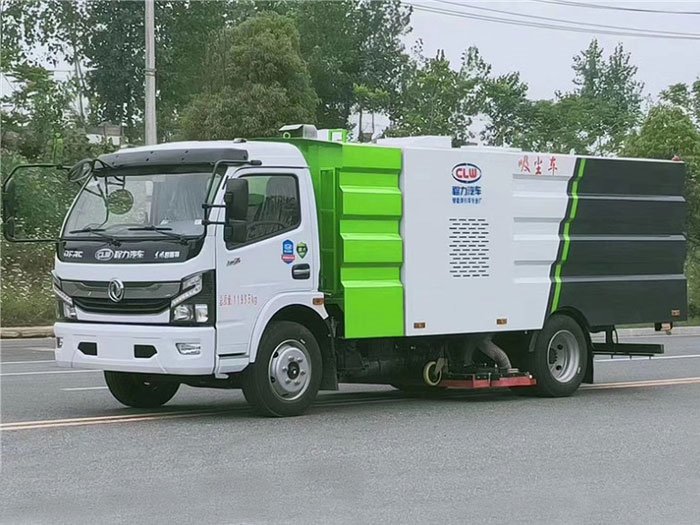 國六東風(fēng)大多利卡8方吸塵車-1.5水/6塵