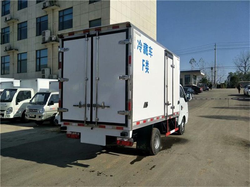 國六東風(fēng)途逸醫(yī)療廢物轉(zhuǎn)運(yùn)冷藏車
