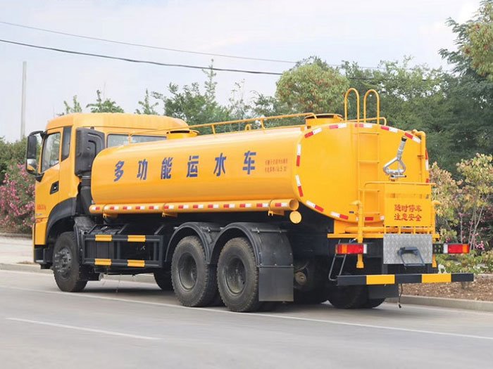 國六東風(fēng)天龍后八輪20噸灑水車