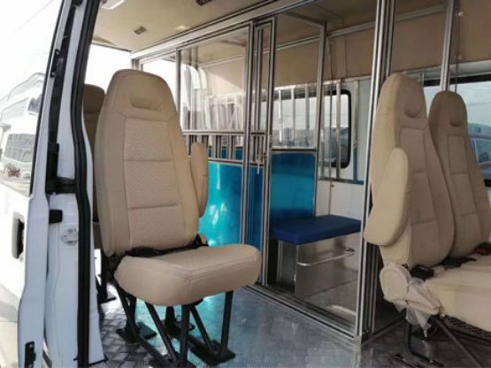 新世代V348長(zhǎng)軸中頂囚車