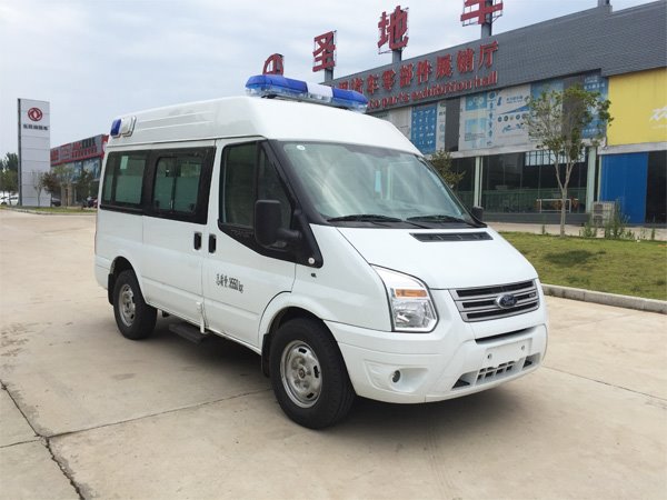 福特新世代全順短軸轉(zhuǎn)運型救護車-普通警燈