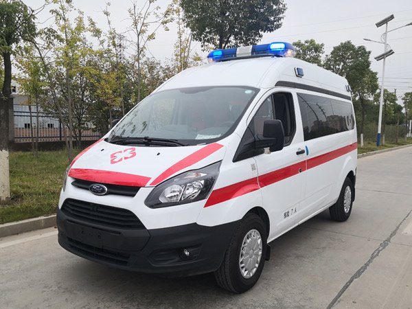 福特新全順V362中軸轉(zhuǎn)運(yùn)型救護(hù)車(chē)-普通警燈