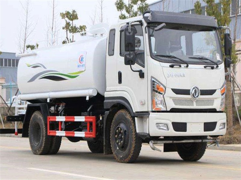 東風專底D1國六12噸灑水車
