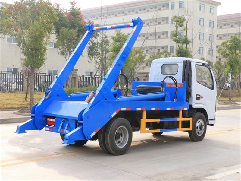 程力擺臂式環(huán)衛(wèi)垃圾車養(yǎng)護技巧