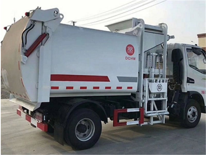 5方餐廚垃圾車駿鈴V6性價高