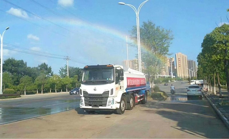 東風(fēng)柳汽灑水車效果不一般