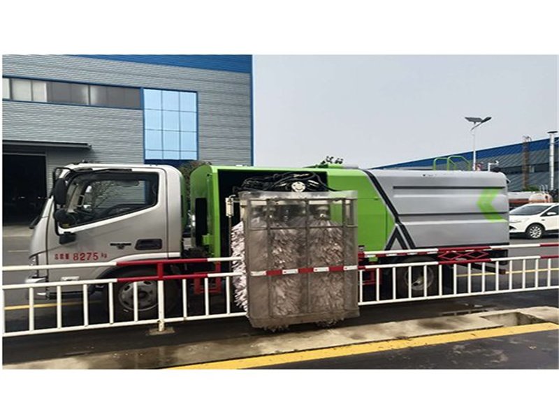 2方國(guó)六護(hù)欄清洗車廠家報(bào)價(jià)