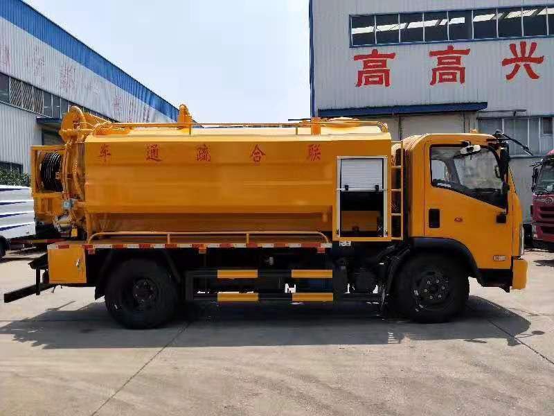 國(guó)六福田清洗吸污車實(shí)用性價(jià)高