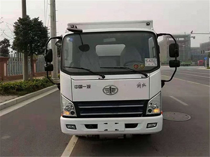 解放虎VN易燃?xì)怏w廂式運(yùn)輸車(chē)口碑不錯(cuò)