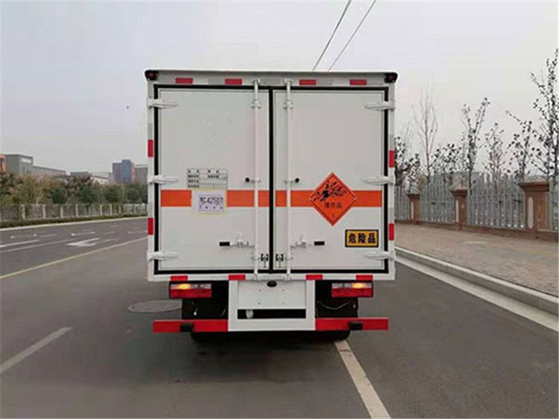 解放虎VN易燃?xì)怏w廂式運(yùn)輸車(chē)口碑不錯(cuò)