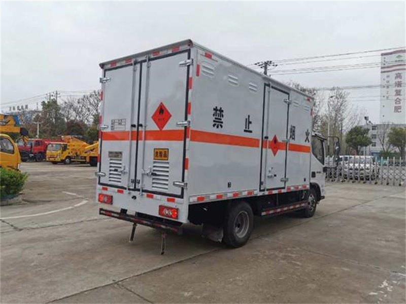 4.1米福田奧鈴易燃?xì)怏w廂式運(yùn)輸車周一報(bào)價(jià)
