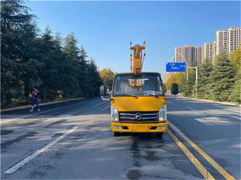 價格劃算的國六凱馬藍(lán)牌13.5米高空作業(yè)車