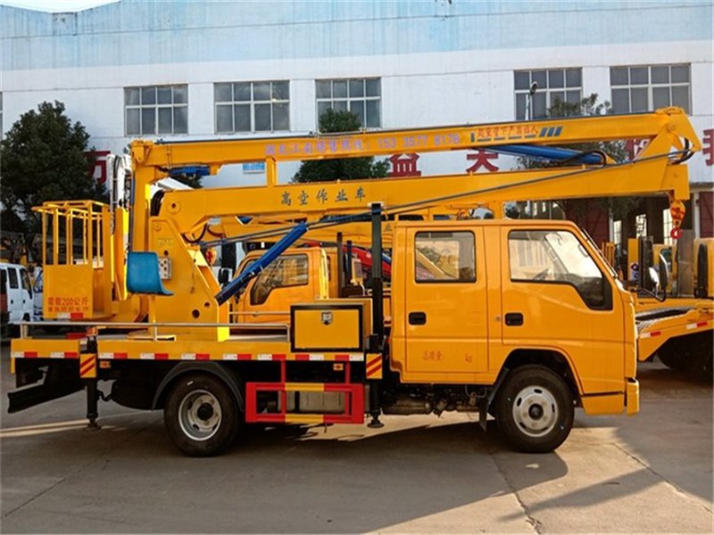 國六江鈴雙排折臂式高空作業(yè)車價格生產(chǎn)廠家