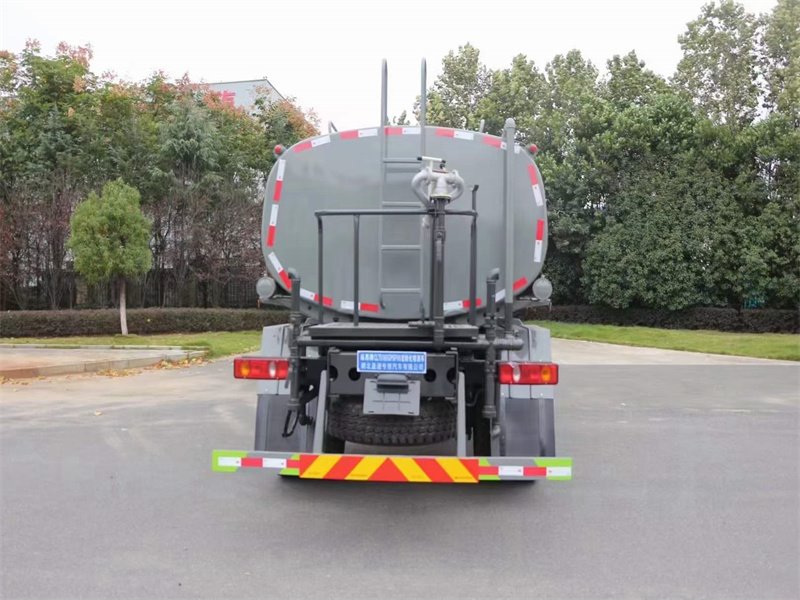 灑水車(chē)灑水沒(méi)有壓力是咋回事呢