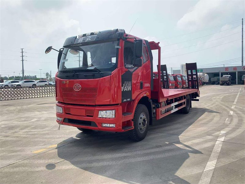 解放J6L平板車馬力大