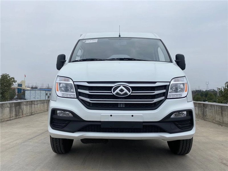 V80短軸中頂自動擋房車性價如何