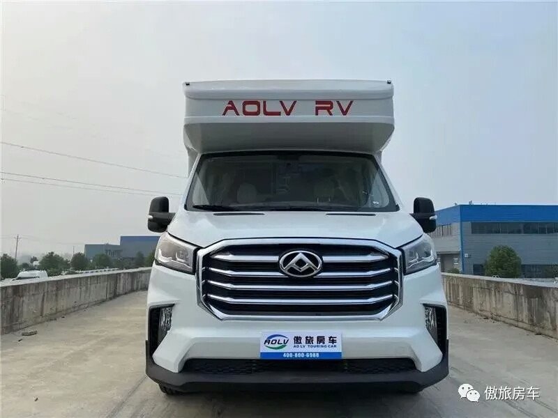 大通V90大額頭C型房車現(xiàn)車出售