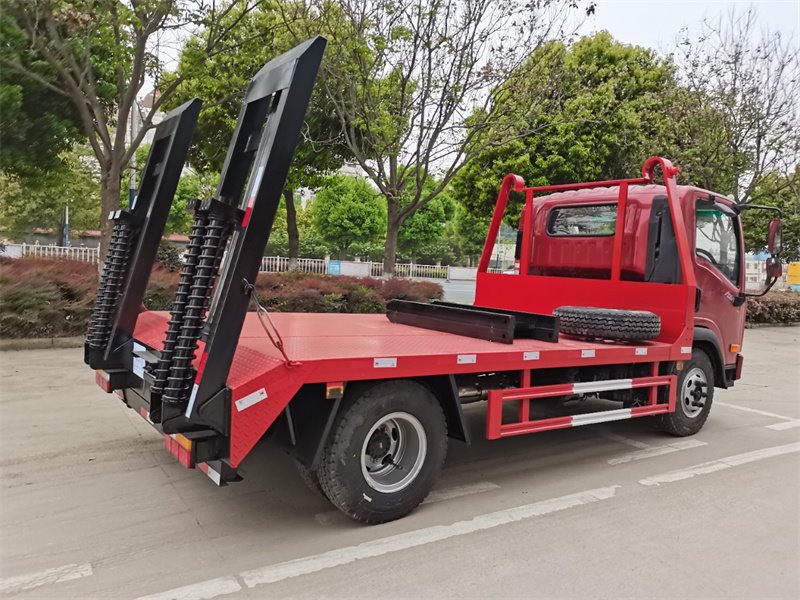 平板車用來(lái)干嘛的大運(yùn)藍(lán)牌國(guó)六D30平板車