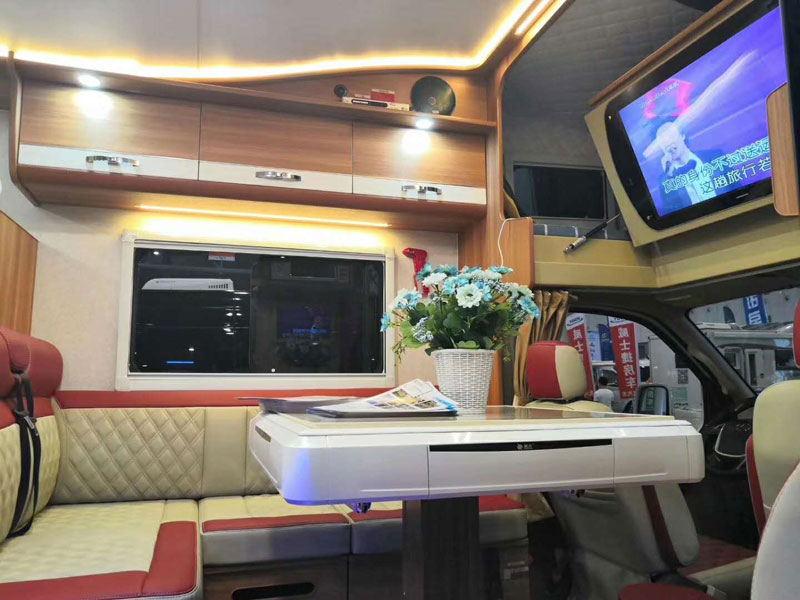 大通C型旅居房車