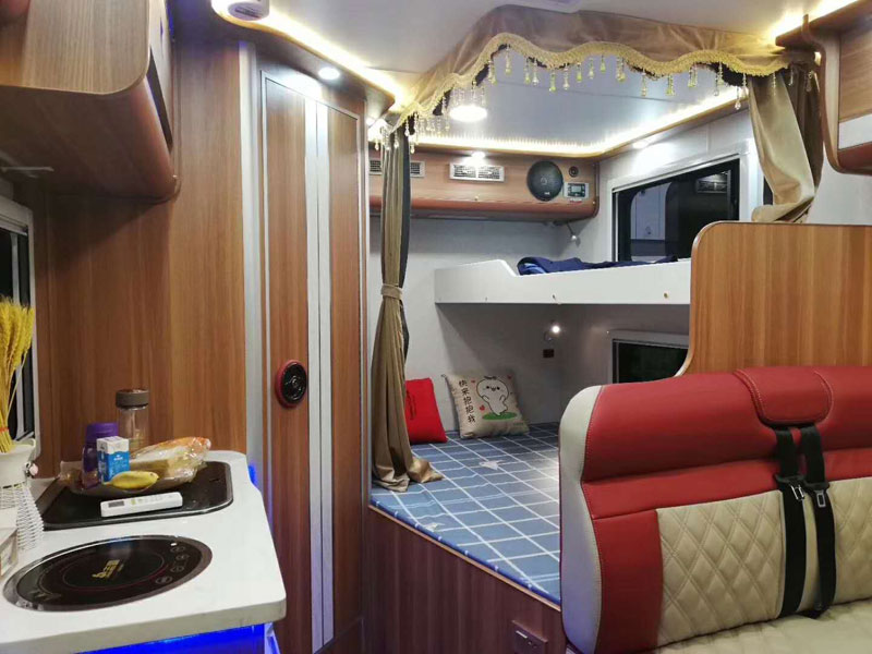 大通C型旅居房車