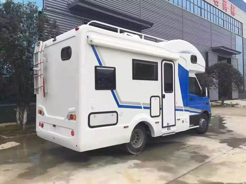 依維柯寶迪C型房車