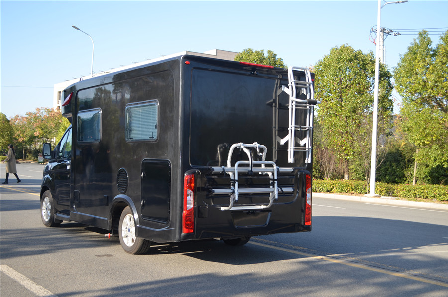 C型旅居房車(chē)福特新全順小額頭價(jià)格