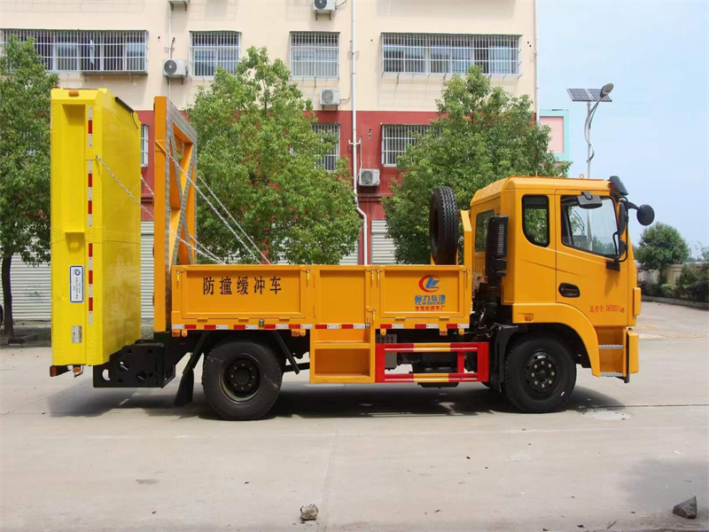 防撞緩沖車國六東風(fēng)錦程單橋熱銷中