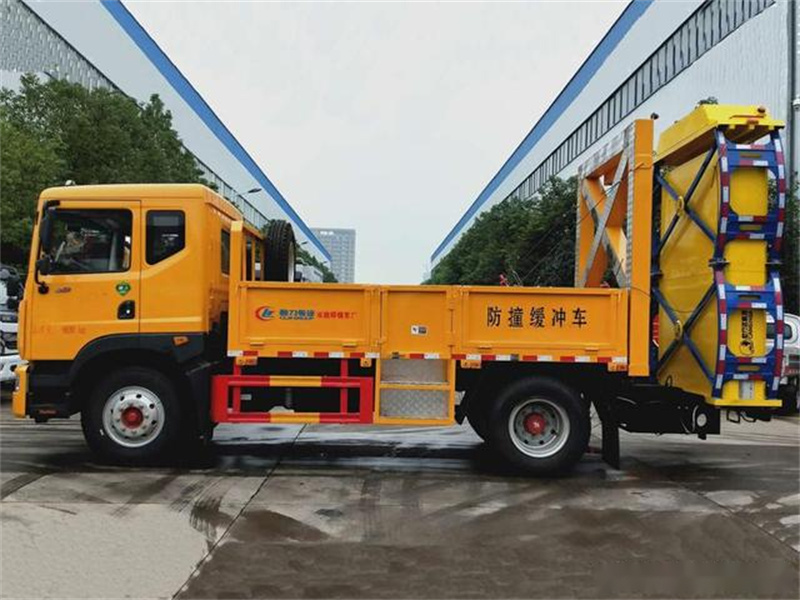 防撞緩沖車多少錢