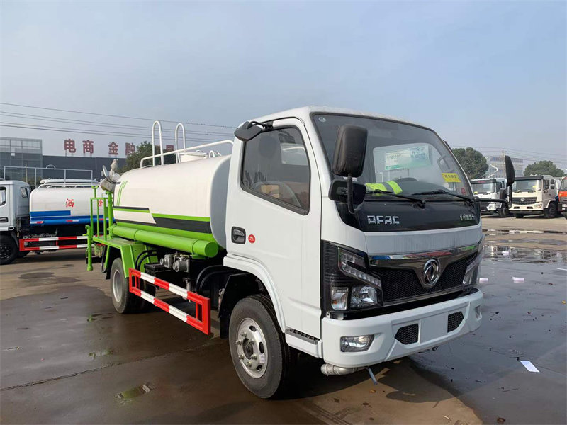國六東風(fēng)灑水車性價(jià)高