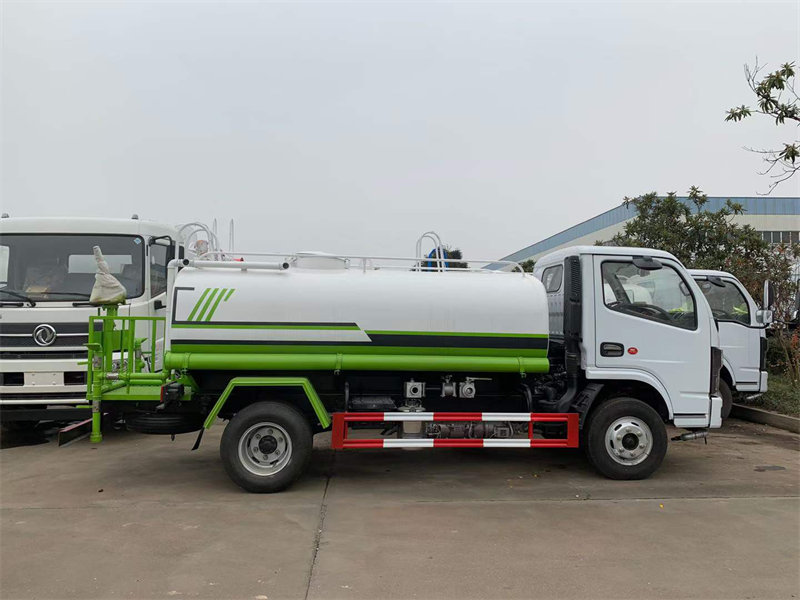 國六東風(fēng)灑水車性價(jià)高