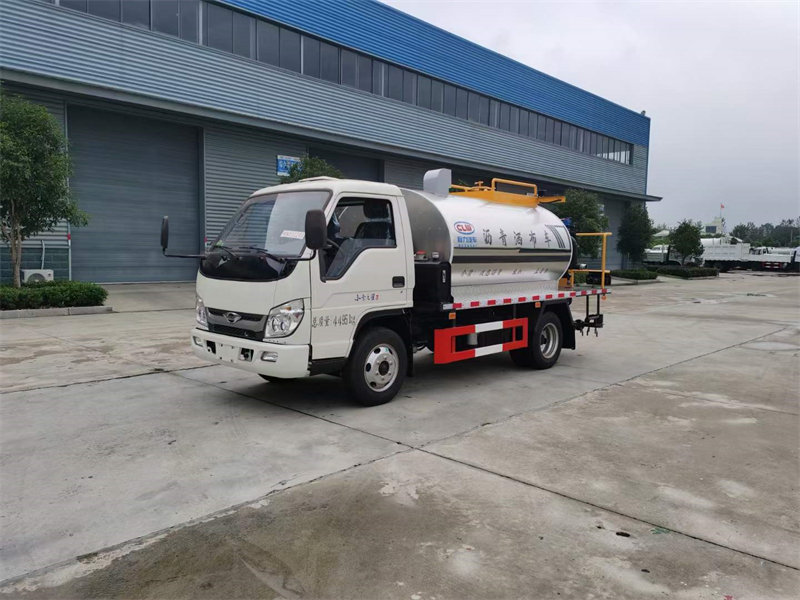 福田藍牌瀝青灑布車廠家