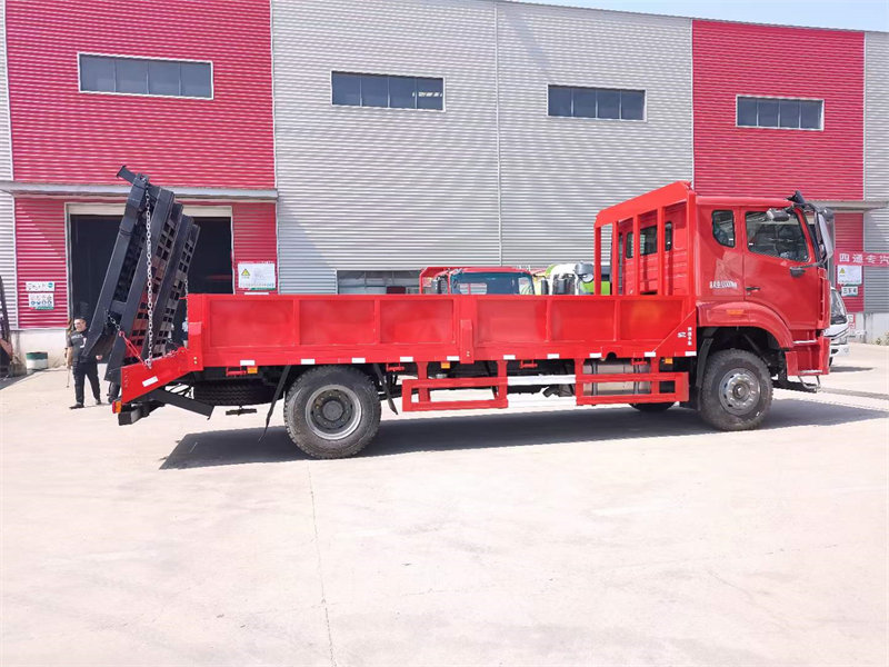 重汽??沃豪??平板車220馬力