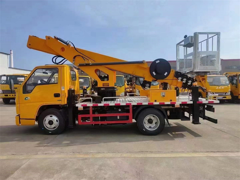 高空作業(yè)車藍牌江鈴25米現(xiàn)車