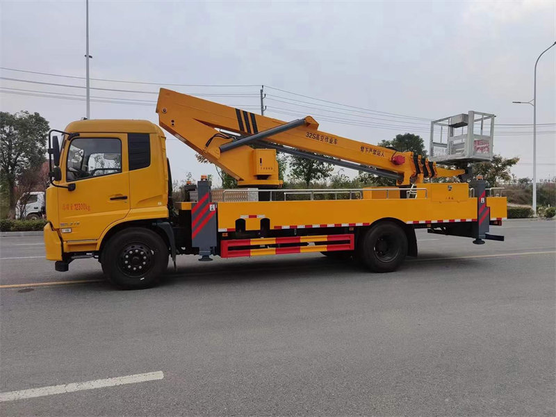 32米高空作業(yè)車(chē)生產(chǎn)廠家直銷(xiāo)