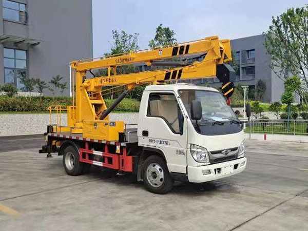 福田小卡之星13.5米高空作業(yè)車