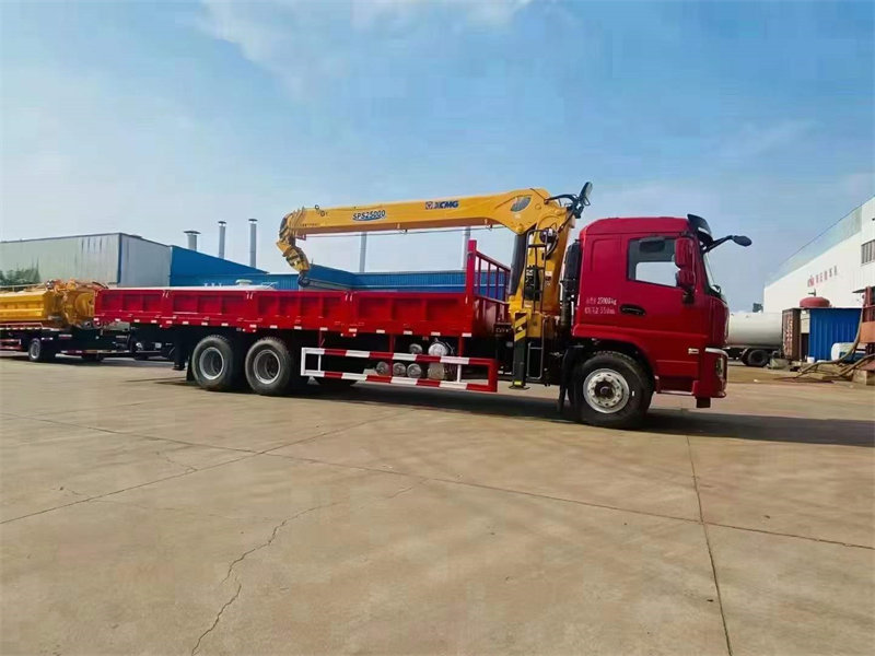 國(guó)六陜汽軒德翼6后八輪隨車吊