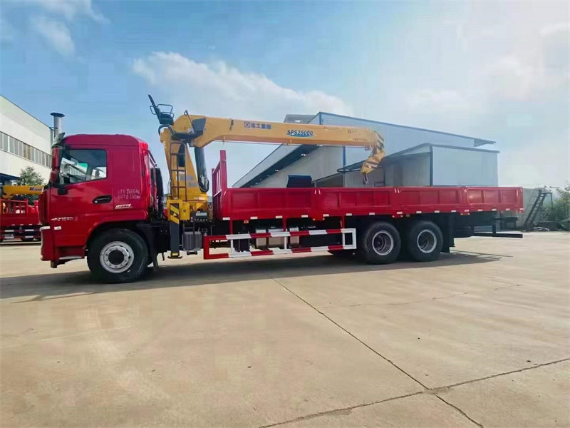 國(guó)六陜汽軒德翼6后八輪隨車吊