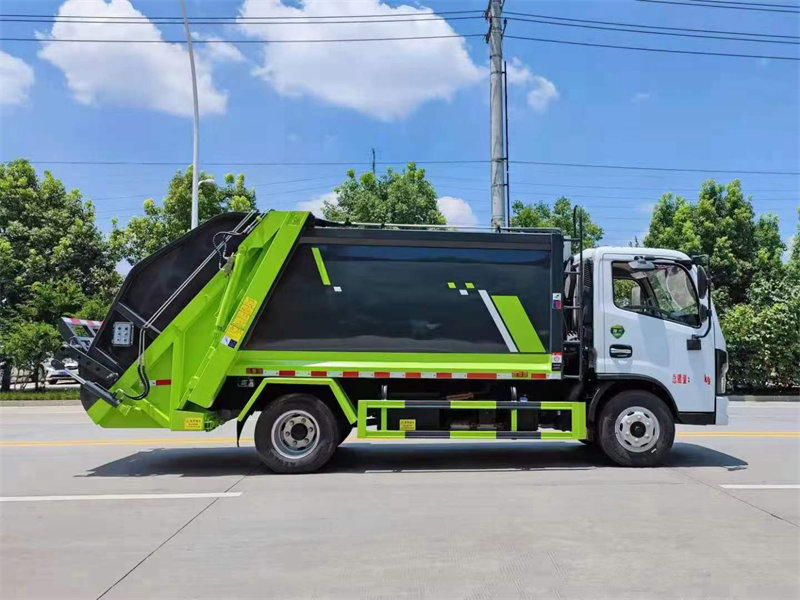 小多利卡壓縮垃圾車