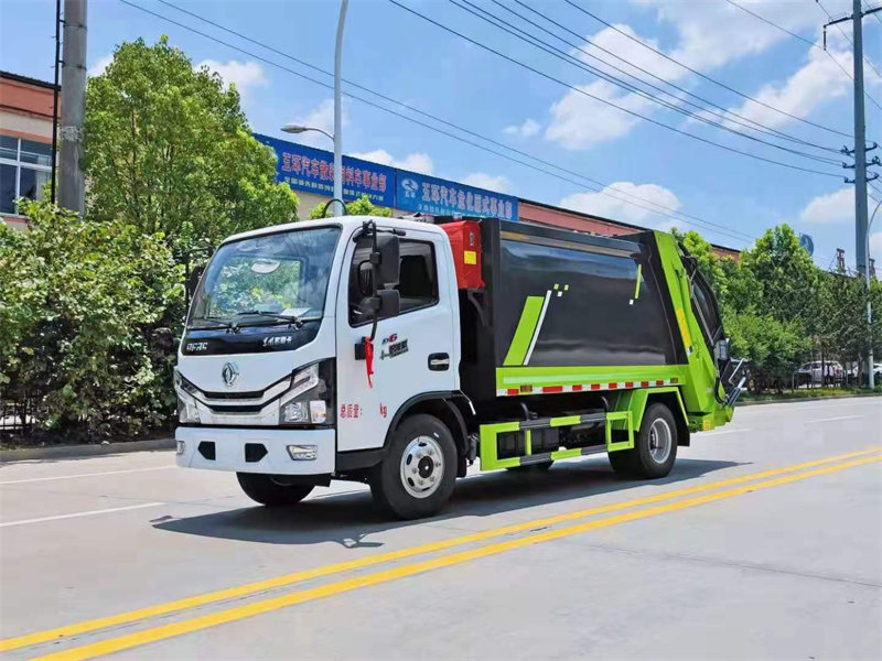 小多利卡壓縮垃圾車