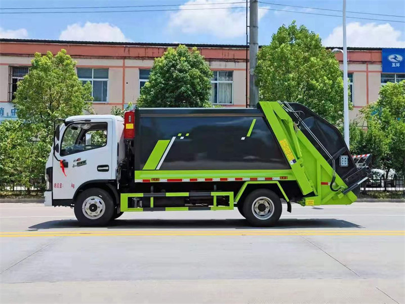 小多利卡壓縮垃圾車