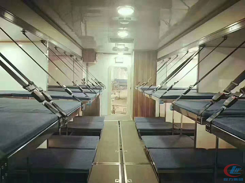 程力威牌重汽新型宿營車組圖