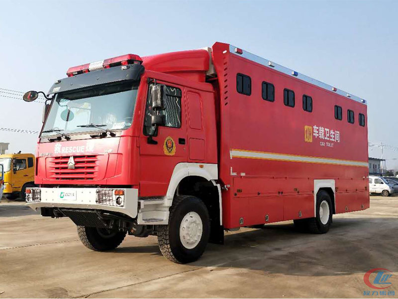 重汽廁所車,重汽豪沃車載衛(wèi)生間